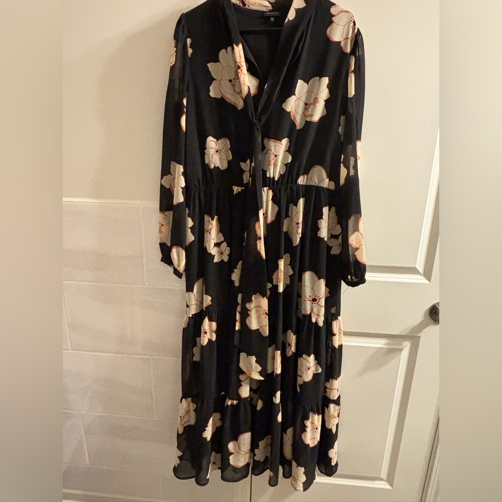 Who What Wear Black Midi Dress with Cream & Coral Floral Trim